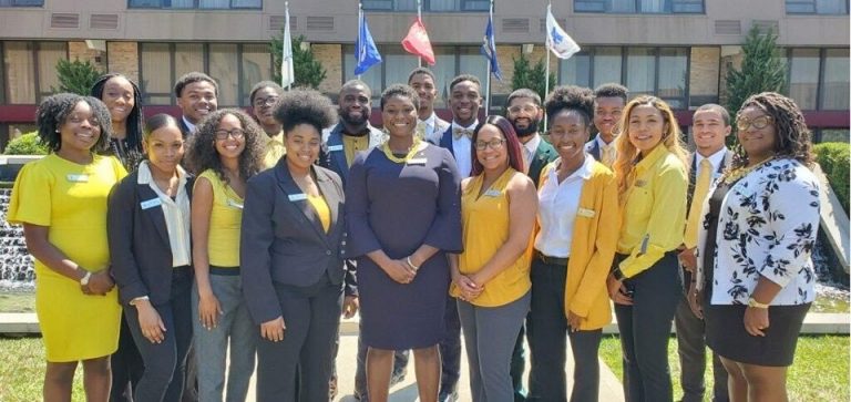 Kori with the 2019-20 National Society of Black Engineers (NSBE) Region IV Executive Board at the annual Regional Leadership Conference in Indianapolis.