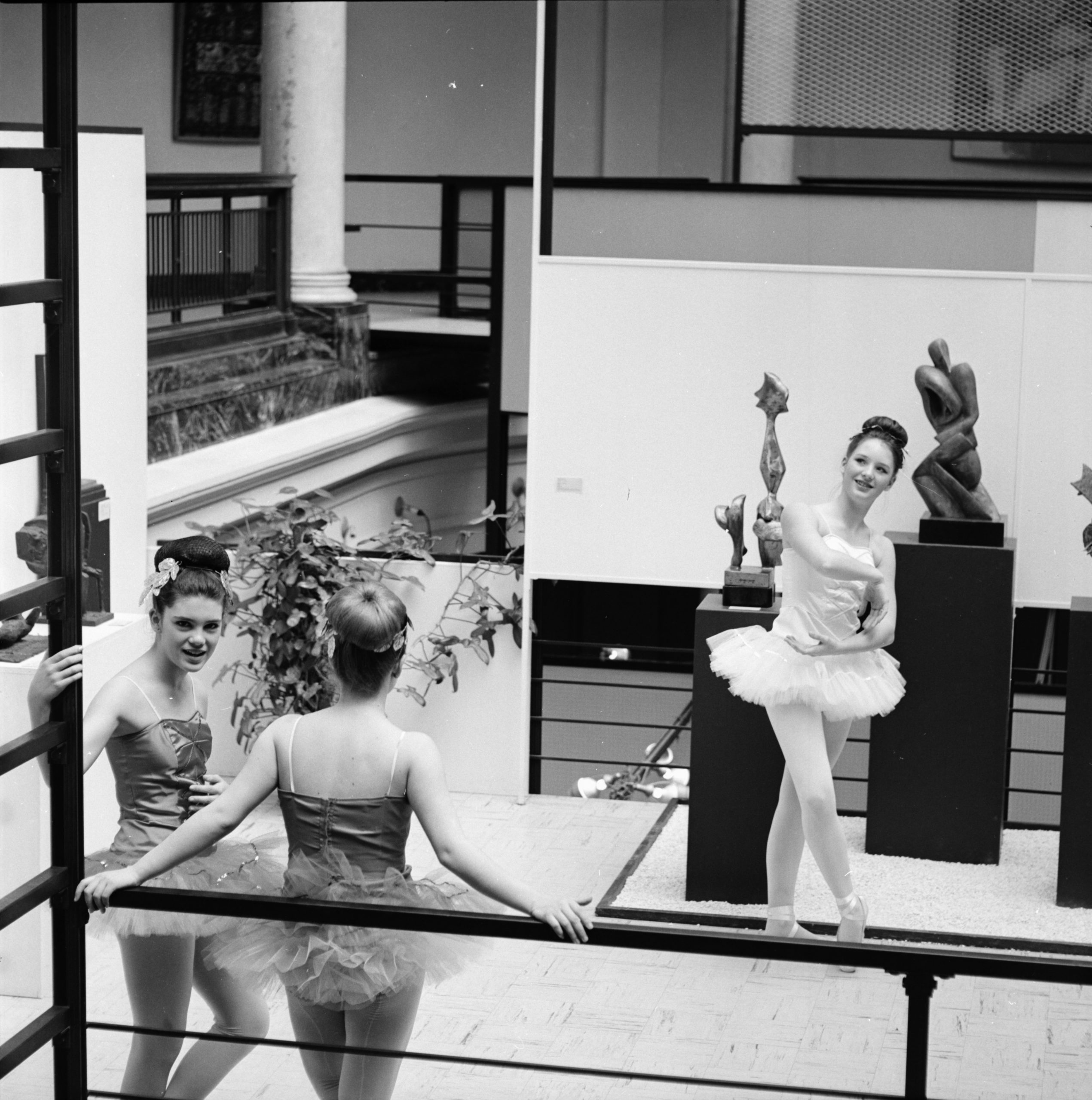 Black and white photo of a ballerina.