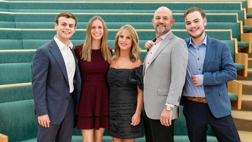 Sari, Jill, and Matt Kripke (center), with Sari's siblings Asher (left) and Chase (right).