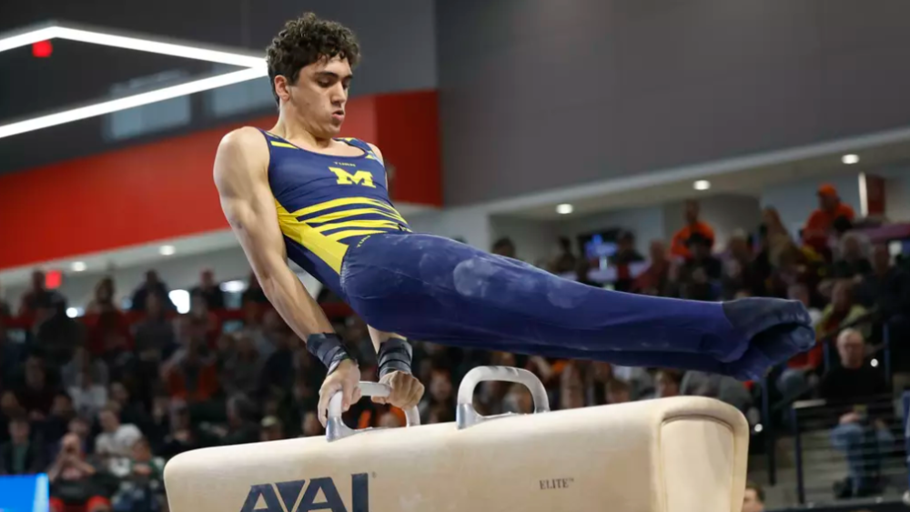 Men's Gymnastic athelete on the pommel horse